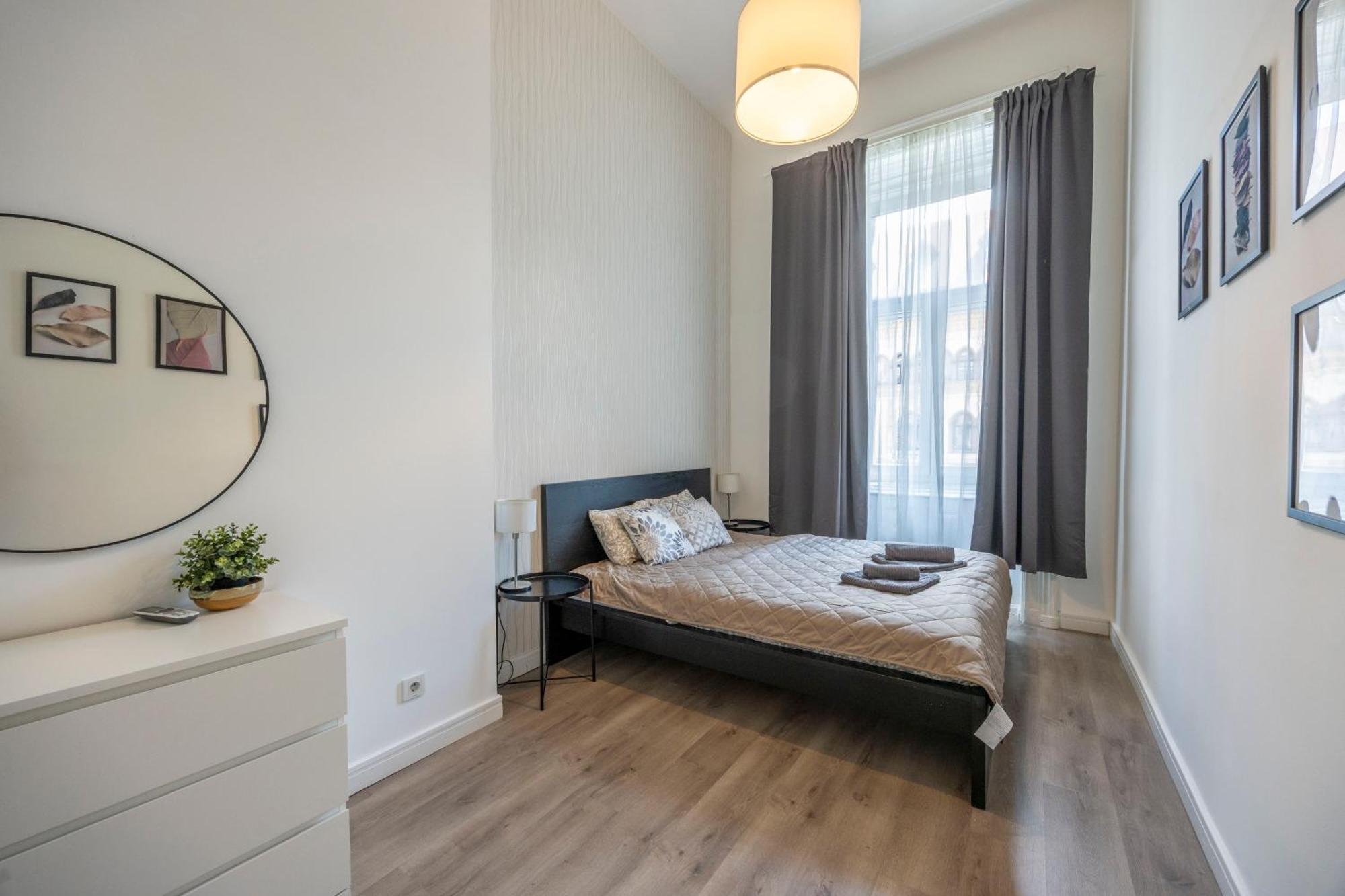 Spacious Cozy Home With 4Bedroom In The Heart Of Bp Budapest Kültér fotó